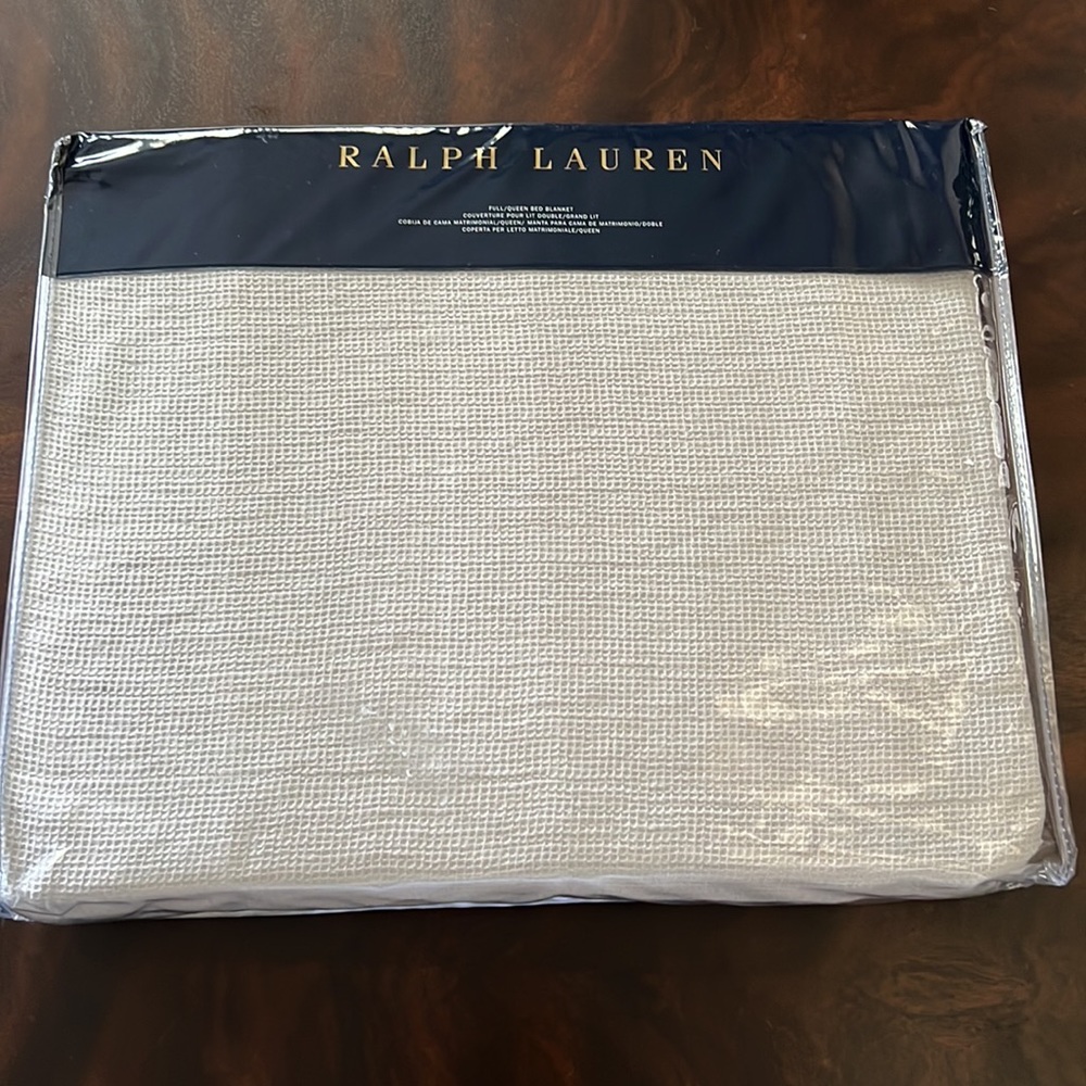 Ralph Lauren Rhys Bed Blanket In Full/Queen